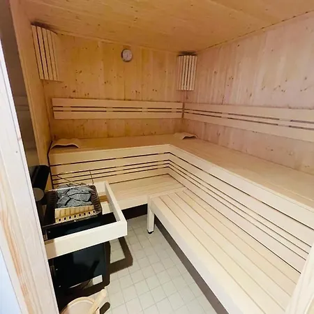 Moevenkoje Fuer 1-2 Personen Mit Pool